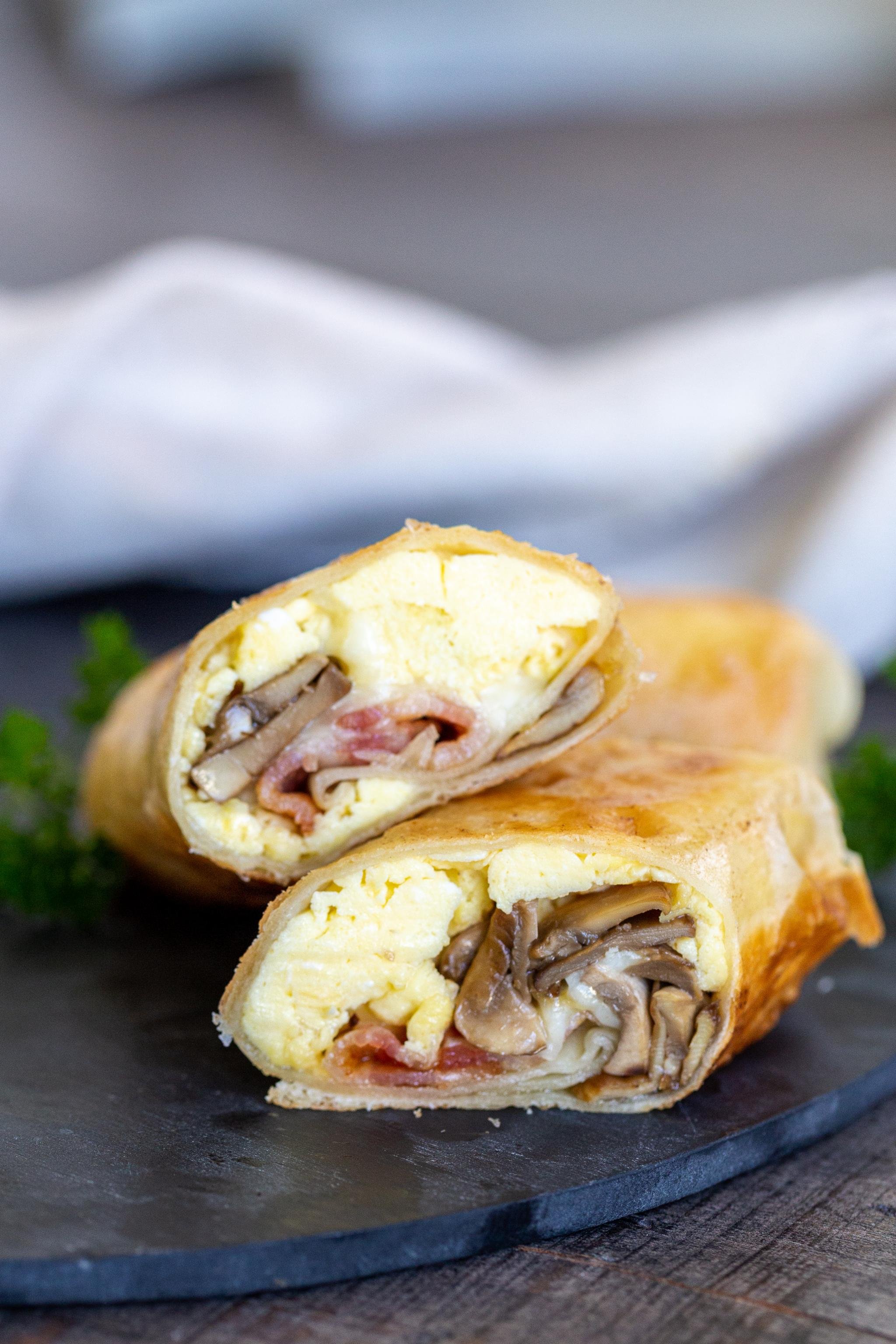 Easy Breakfast Burrito Recipe Momsdish