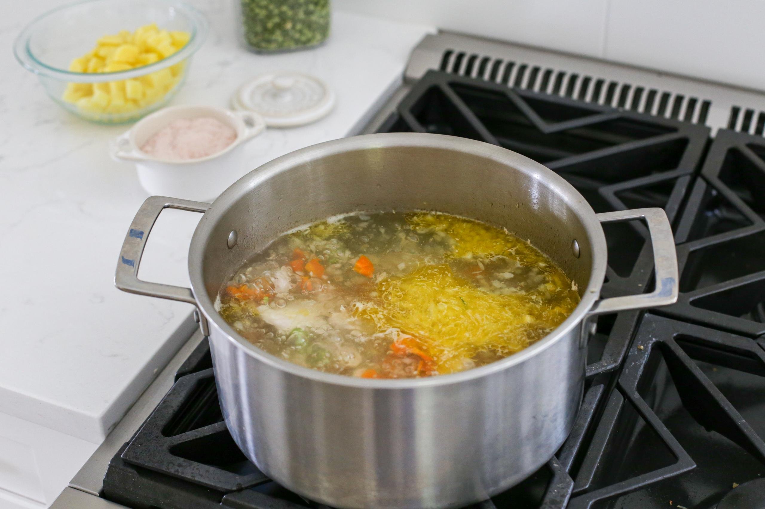 Split Pea Soup (My Grandma's Recipe) - Momsdish