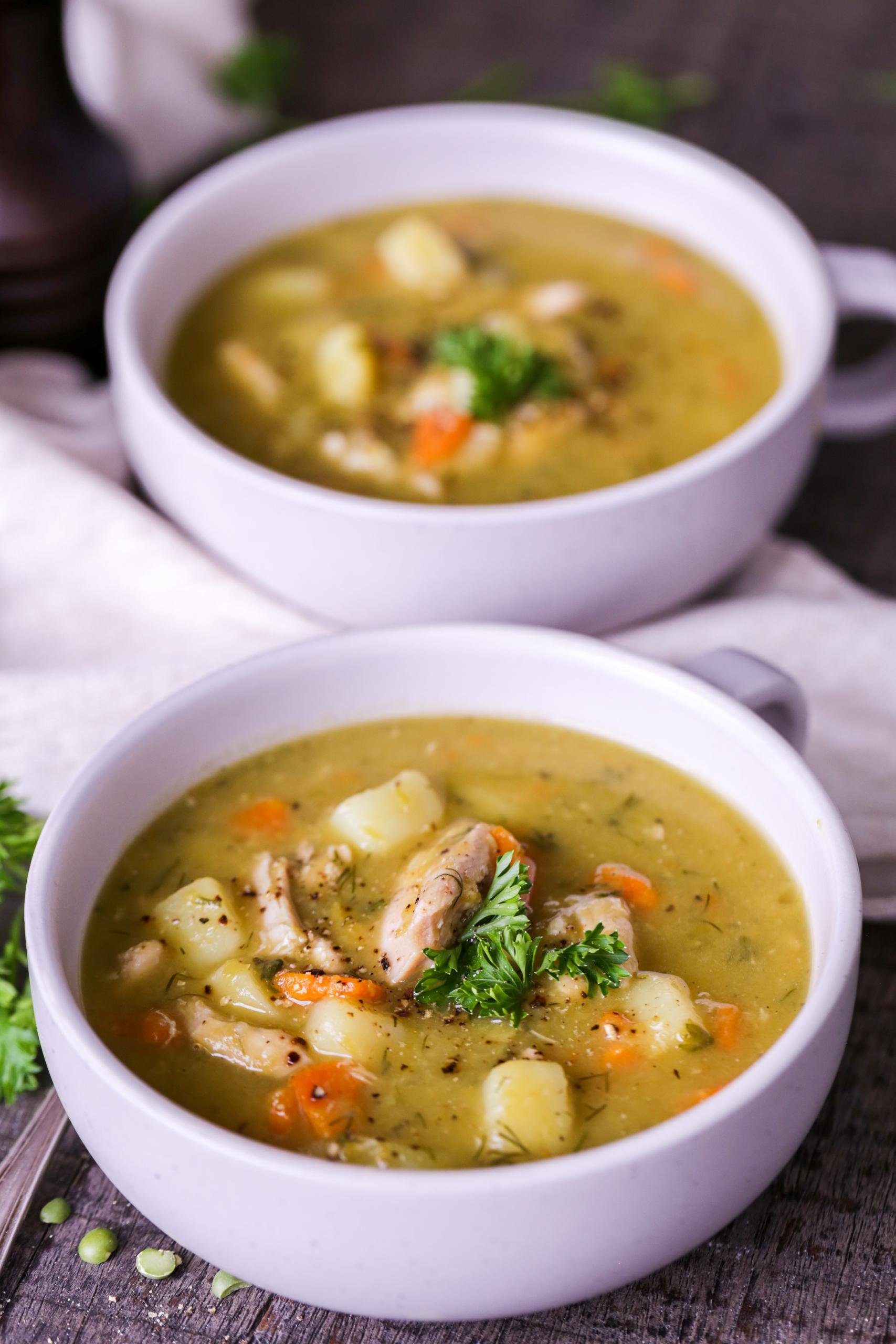 Easy Vegan Split Pea Soup - Oh My Veggies