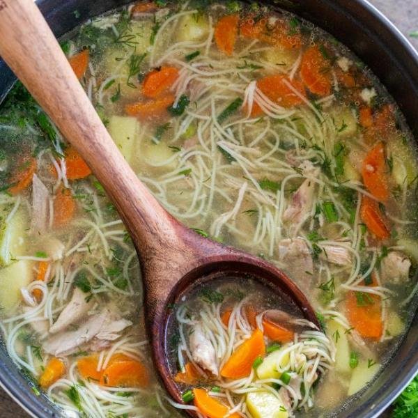 cropped-Easy-Chicken-Noodle-Soup-06.jpg