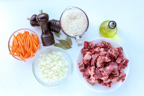 Ingredients for plov