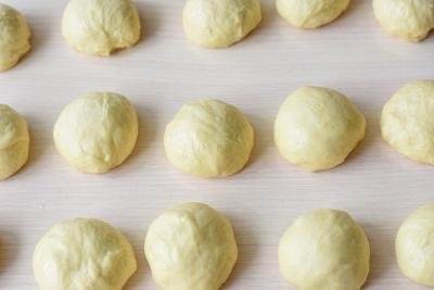 Vatrushka buns dough pieces rising
