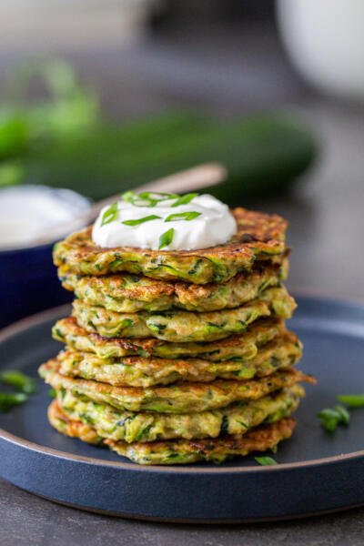 Healthy Zucchini Fritters (5 Ingredients) Momsdish