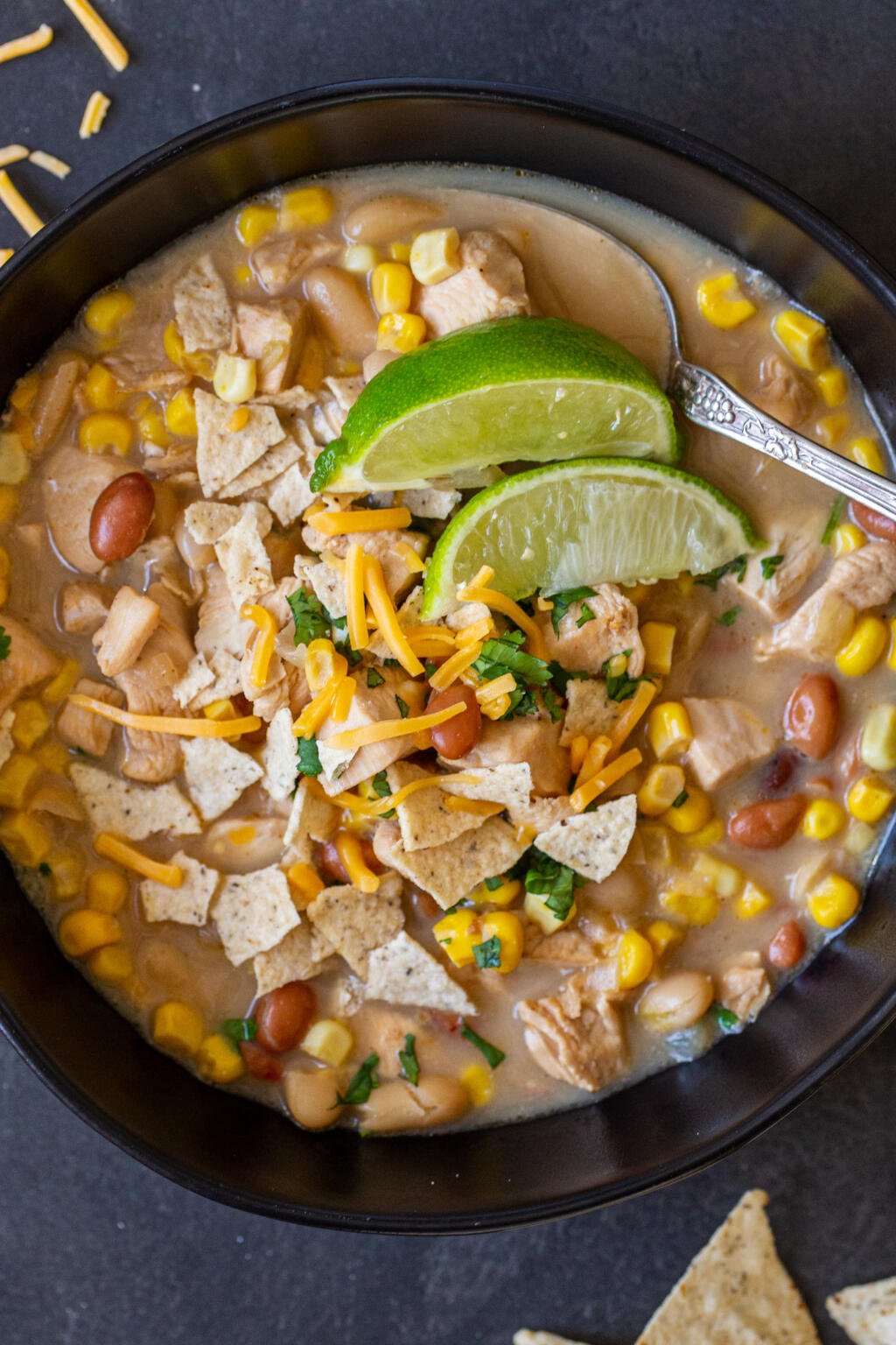 White Bean Chicken Chili (Restaurant Inspired) - Momsdish