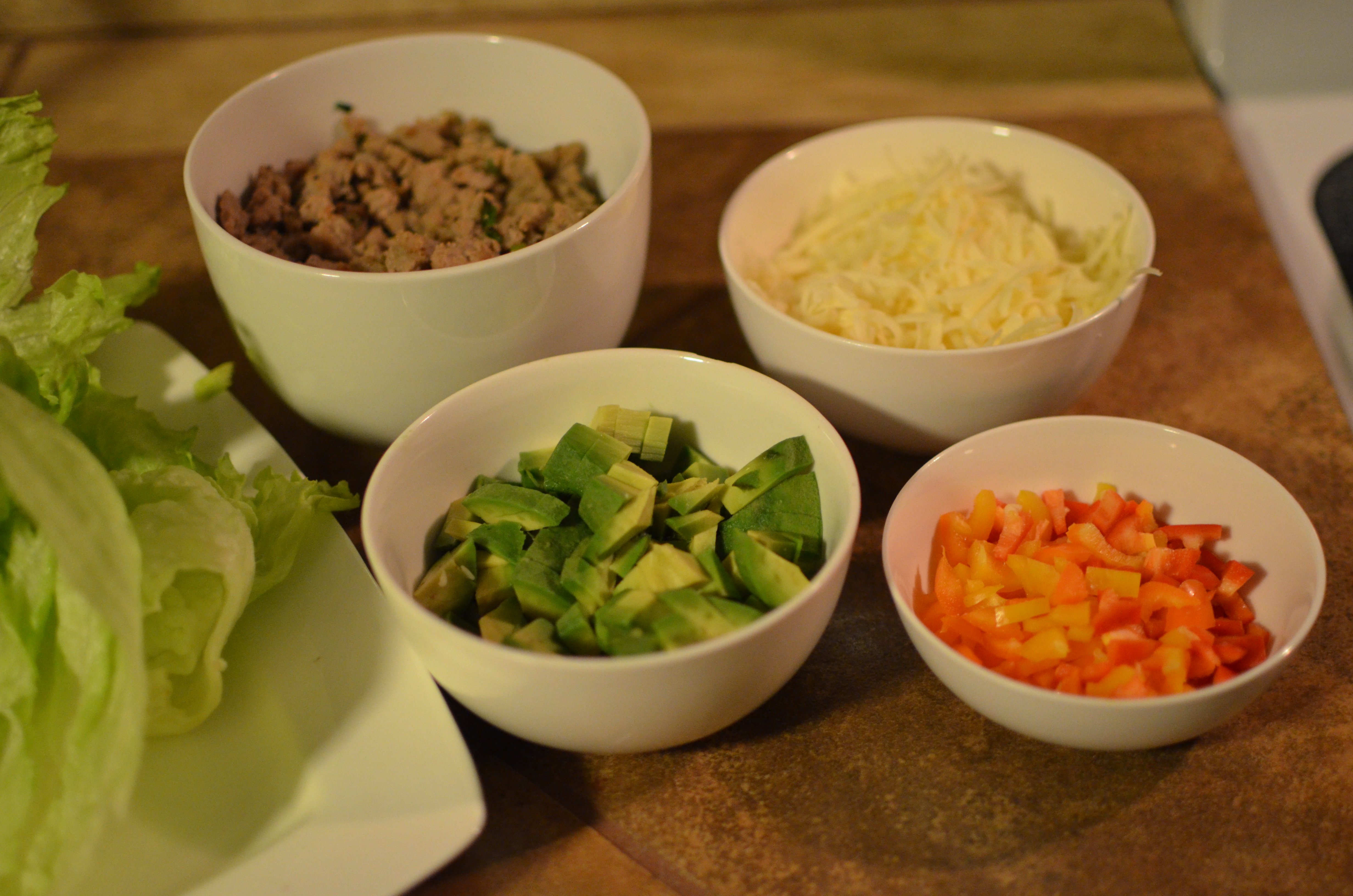 wholesome-dinner-tonight-turkey-lettuce-wraps-with-fresh-pineapple