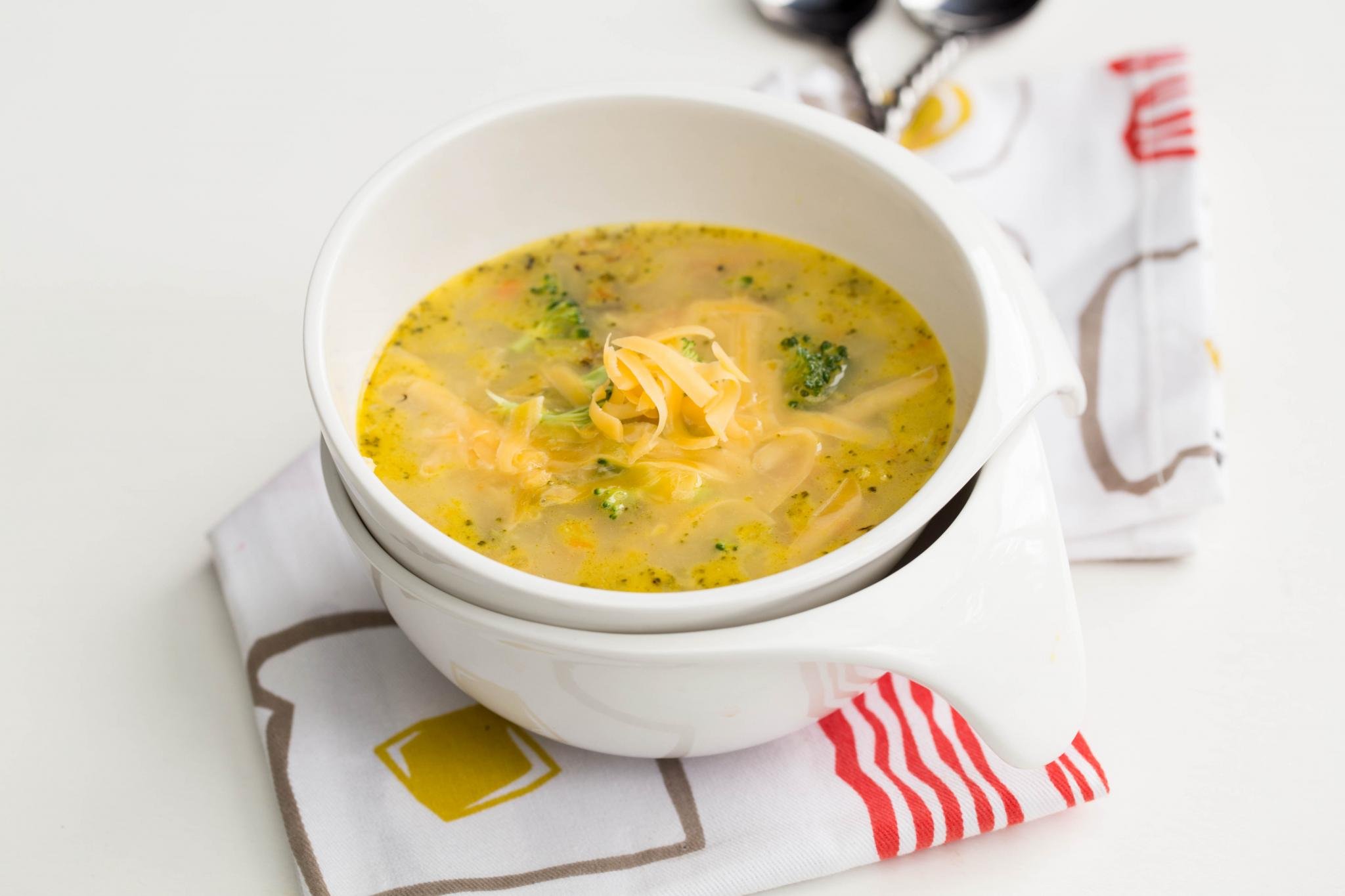 Quick Broccoli Cheddar Soup Momsdish