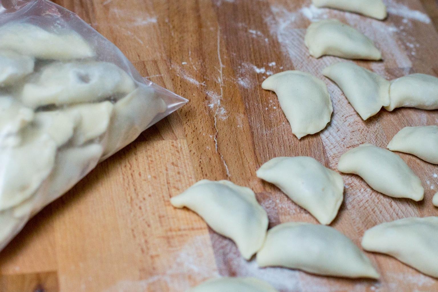 Вареники с картошкой и фаршем. Как лепить вареники с картошкой пошаговое