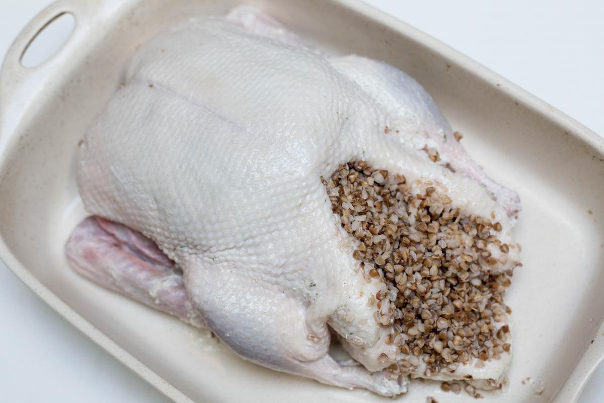 Whole Baked Duck Recipe (Extra Easy) - Momsdish