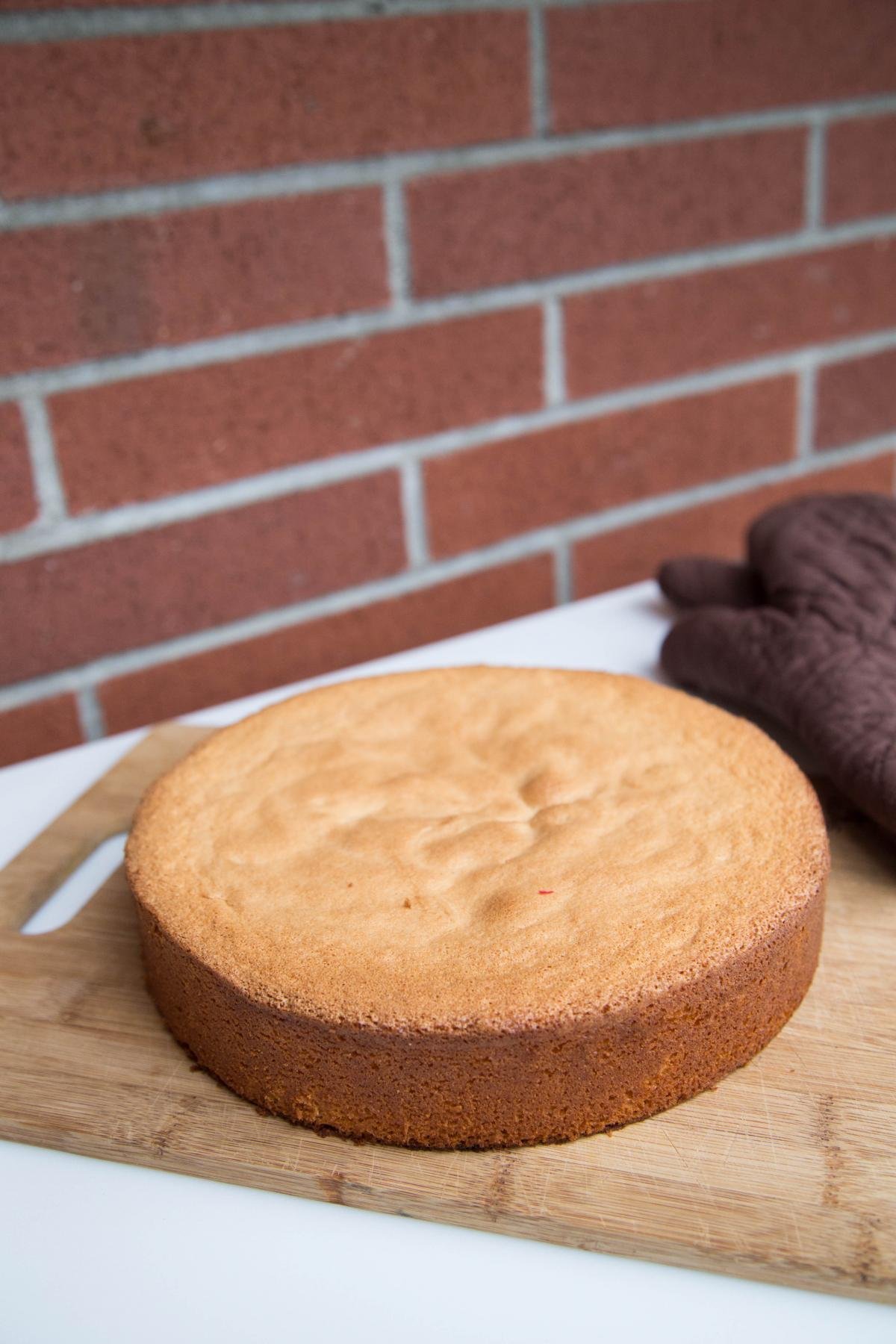 Perfect Sponge Cake - Momsdish