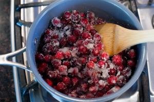 Cranberries, sugar and lemon juice in a pot