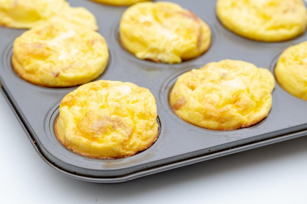 Easy Bacon Egg Bites + Video (Starbucks Copycat) Momsdish