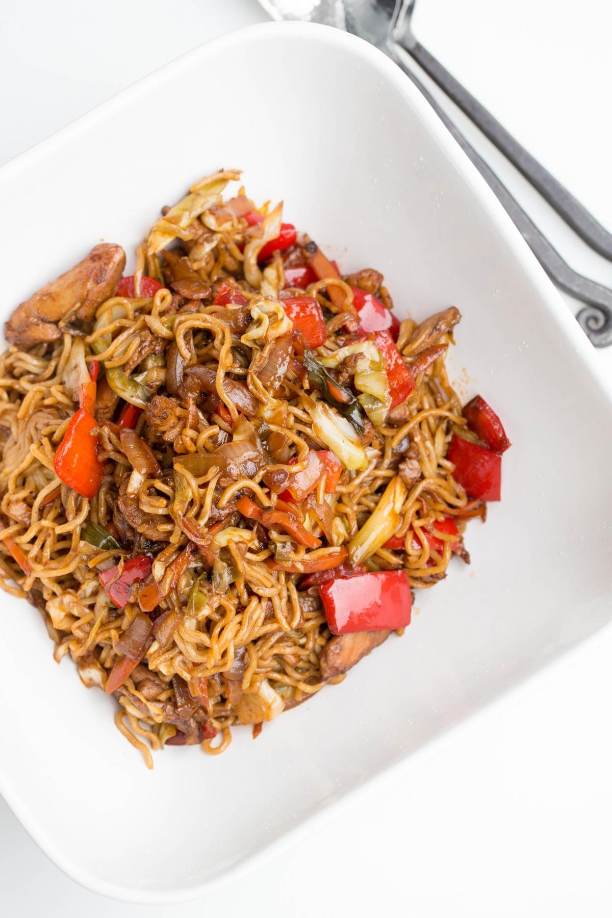 Simple Yakisoba Noodles Recipe Momsdish