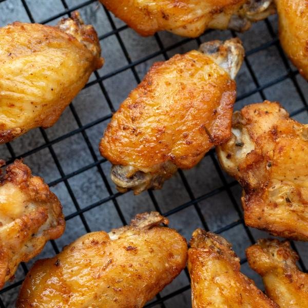 Air Fryer Chicken wings in a cooling tray