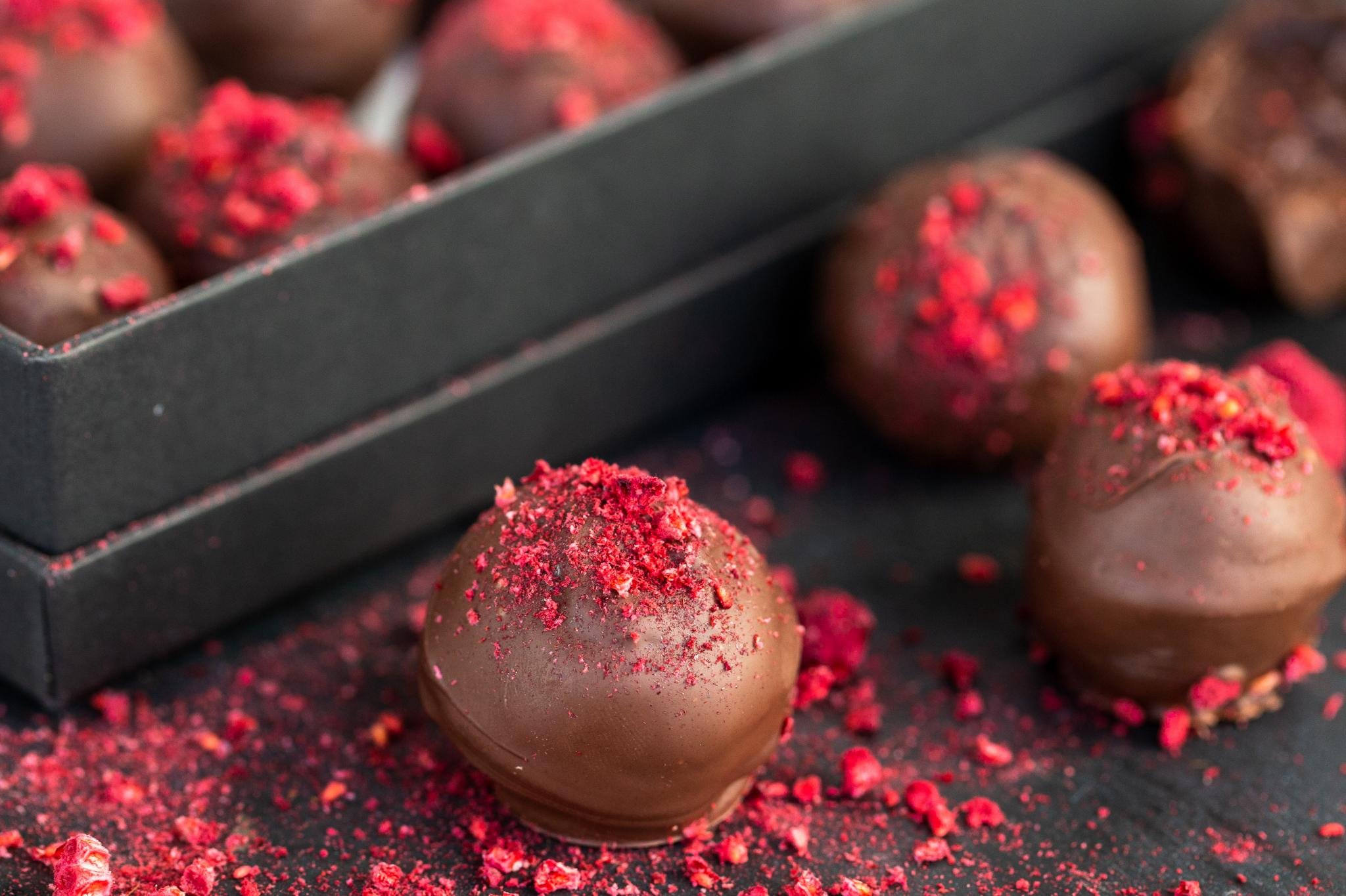 Chocolate Raspberry Truffles Momsdish