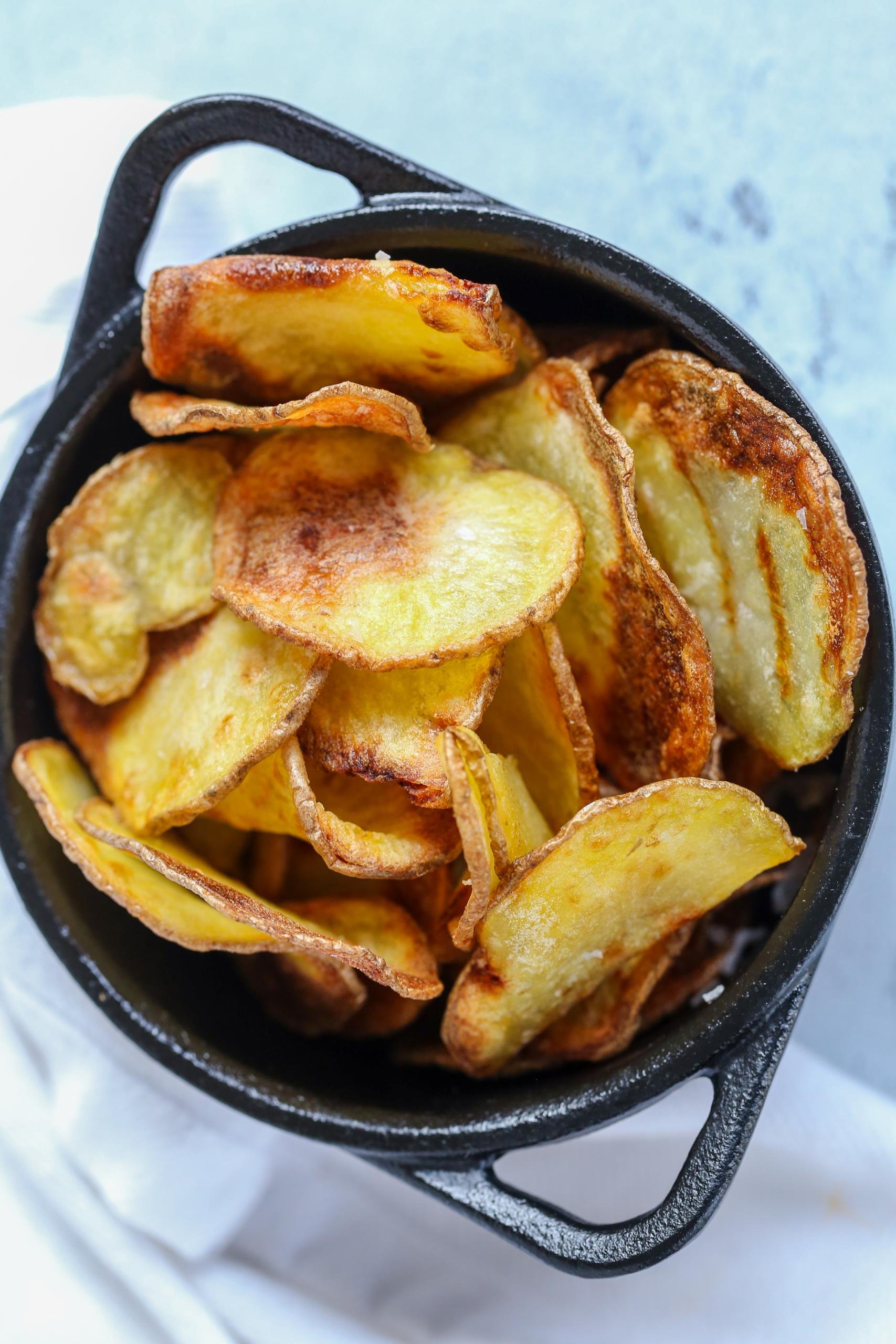 Air Fryer Potato Chips (Compare to Store-bought) - Momsdish