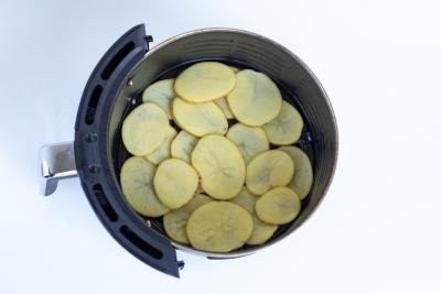 Potato chips in a air fryer