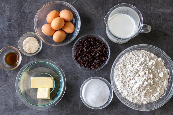 Ingredients for the Easter Bread recipe