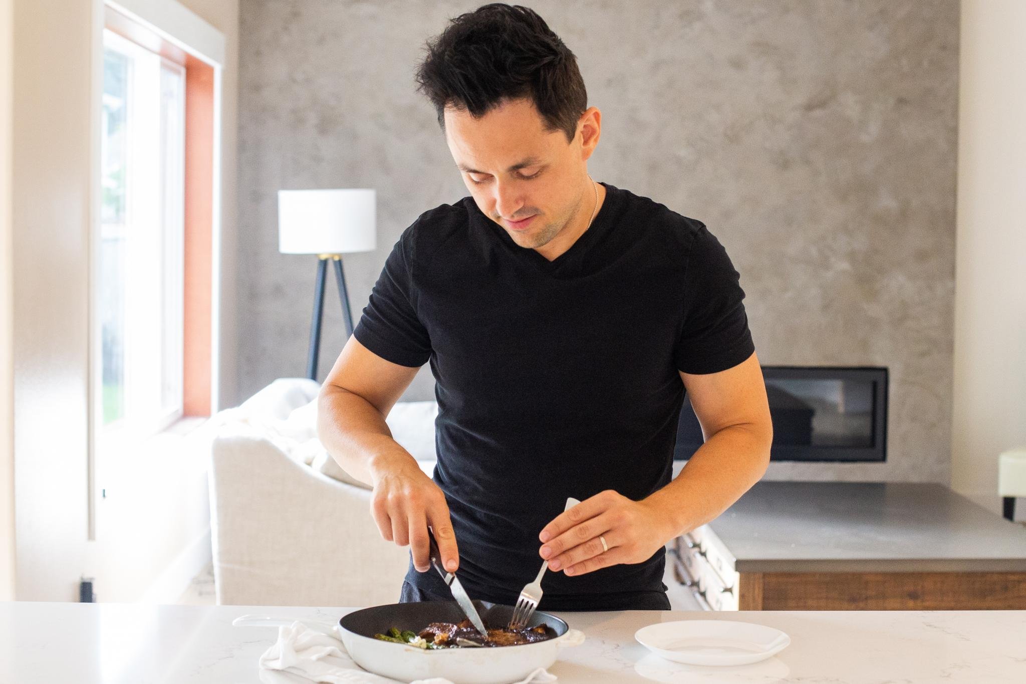 Perfect Cast Iron Ribeye - Momsdish