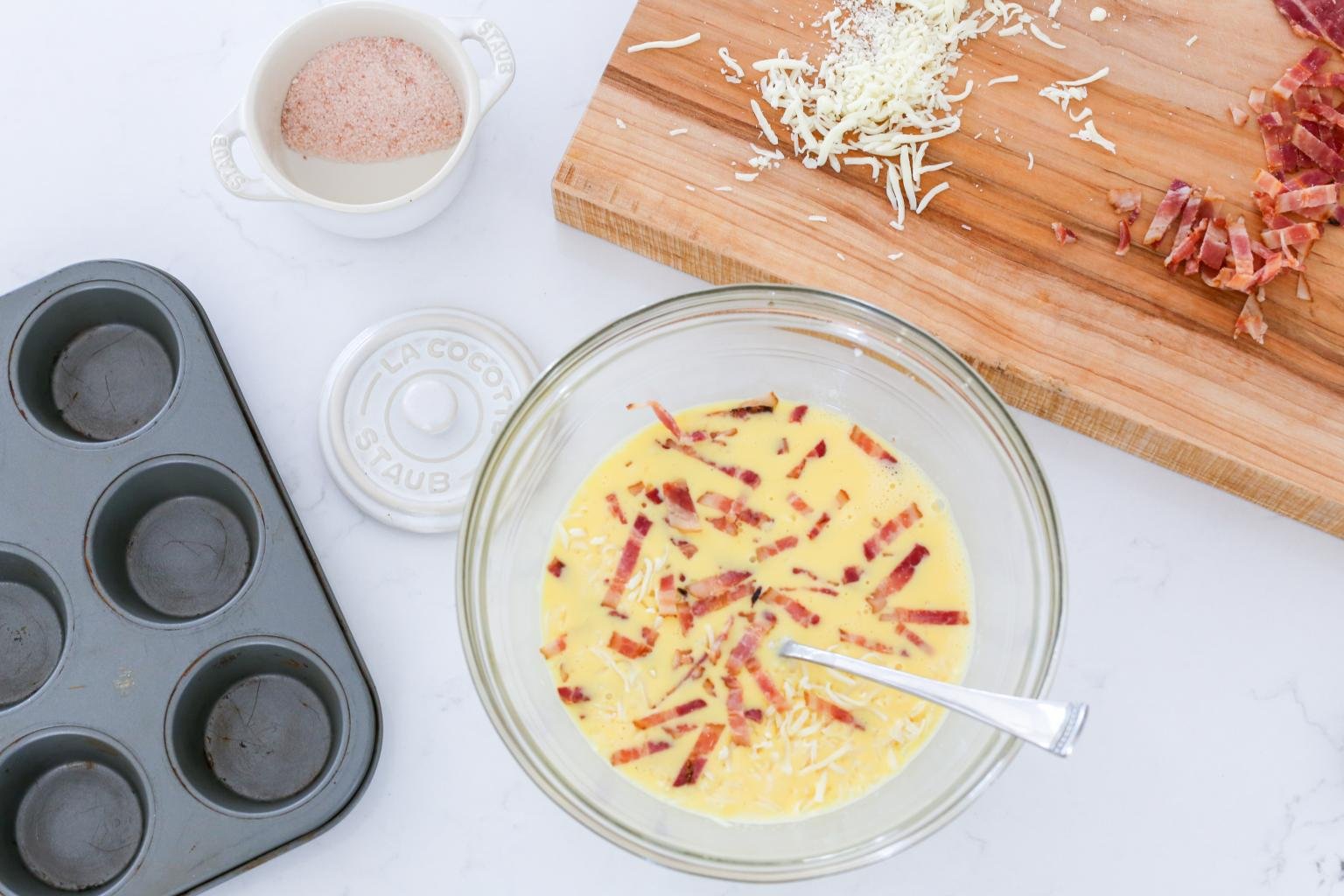 Easy Bacon Egg Bites + Video (Starbucks Copycat) Momsdish