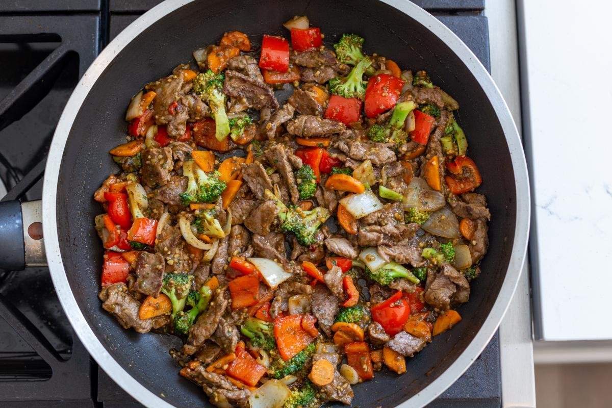 One Skillet Beef Stir Fry - Momsdish