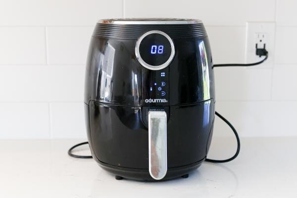 15-Minute Air Fryer French Fries (So Easy!) - Momsdish