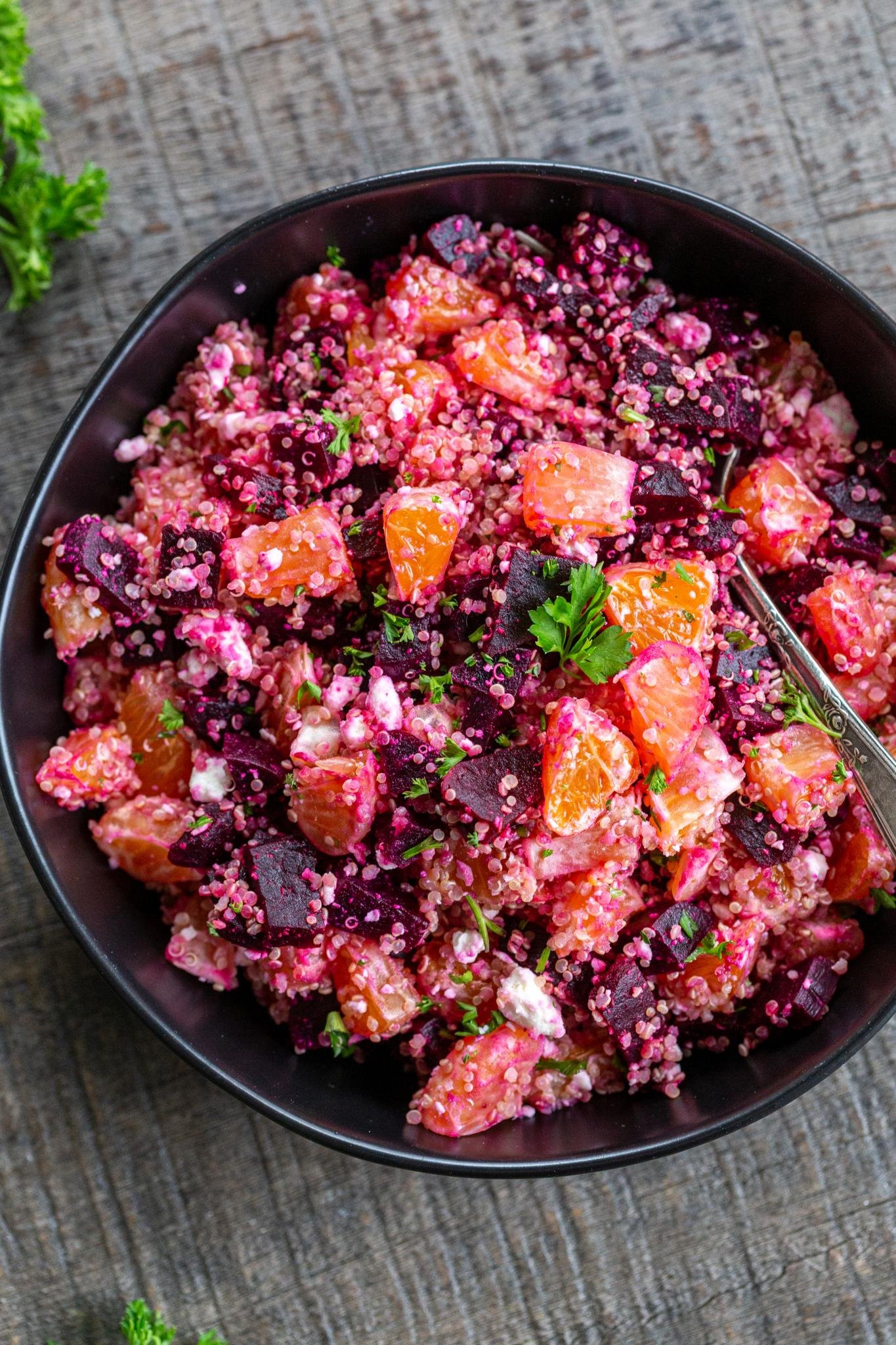 Beet Quinoa Salad (Only 5 Ingredients) - Momsdish