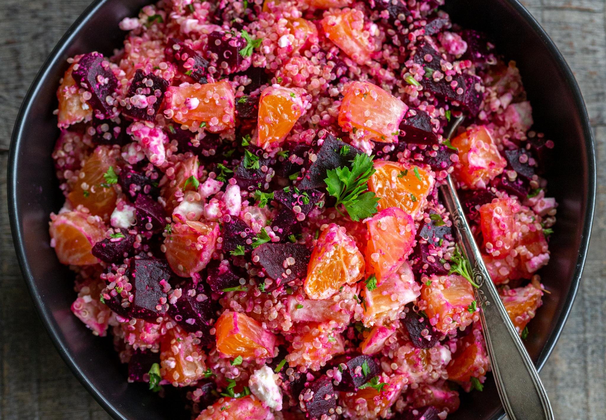 Beet Quinoa Salad (Only 5 Ingredients) - Momsdish