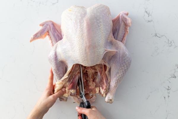 Turkey getting back bone cut out