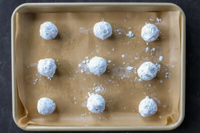 Cookies on a baking dish.