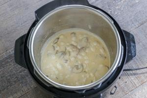 creamy sauce in an instant pot