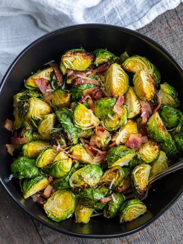 Bacon Brussels Sprouts Salad - Momsdish