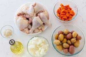 ingredients for the baked chicken with potatoes