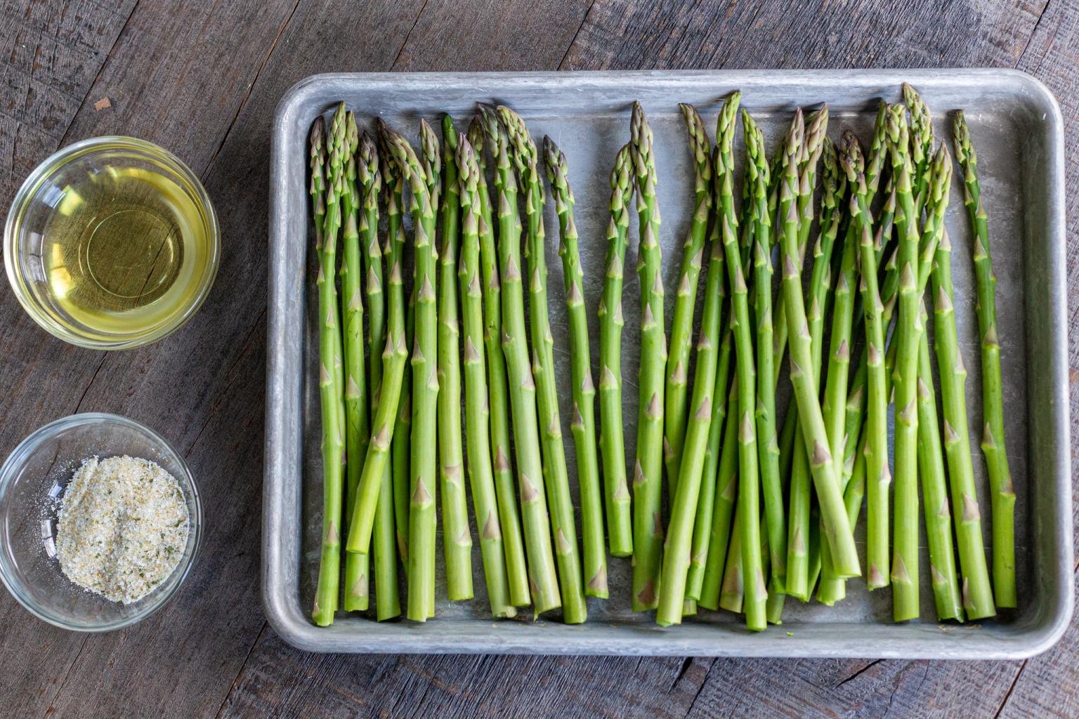 OvenRoasted Asparagus (3 Ingredients) Momsdish