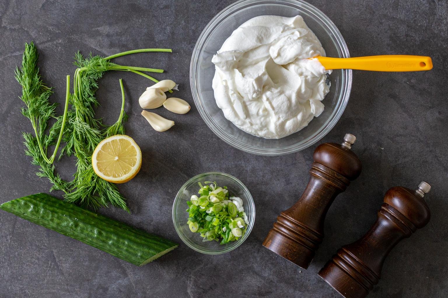 Quick Tzatziki Sauce Momsdish