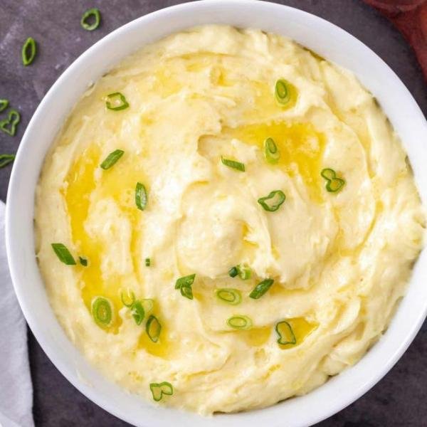 cropped-Easy-Creamy-Mashed-Potatoes-04-scaled-1.jpg