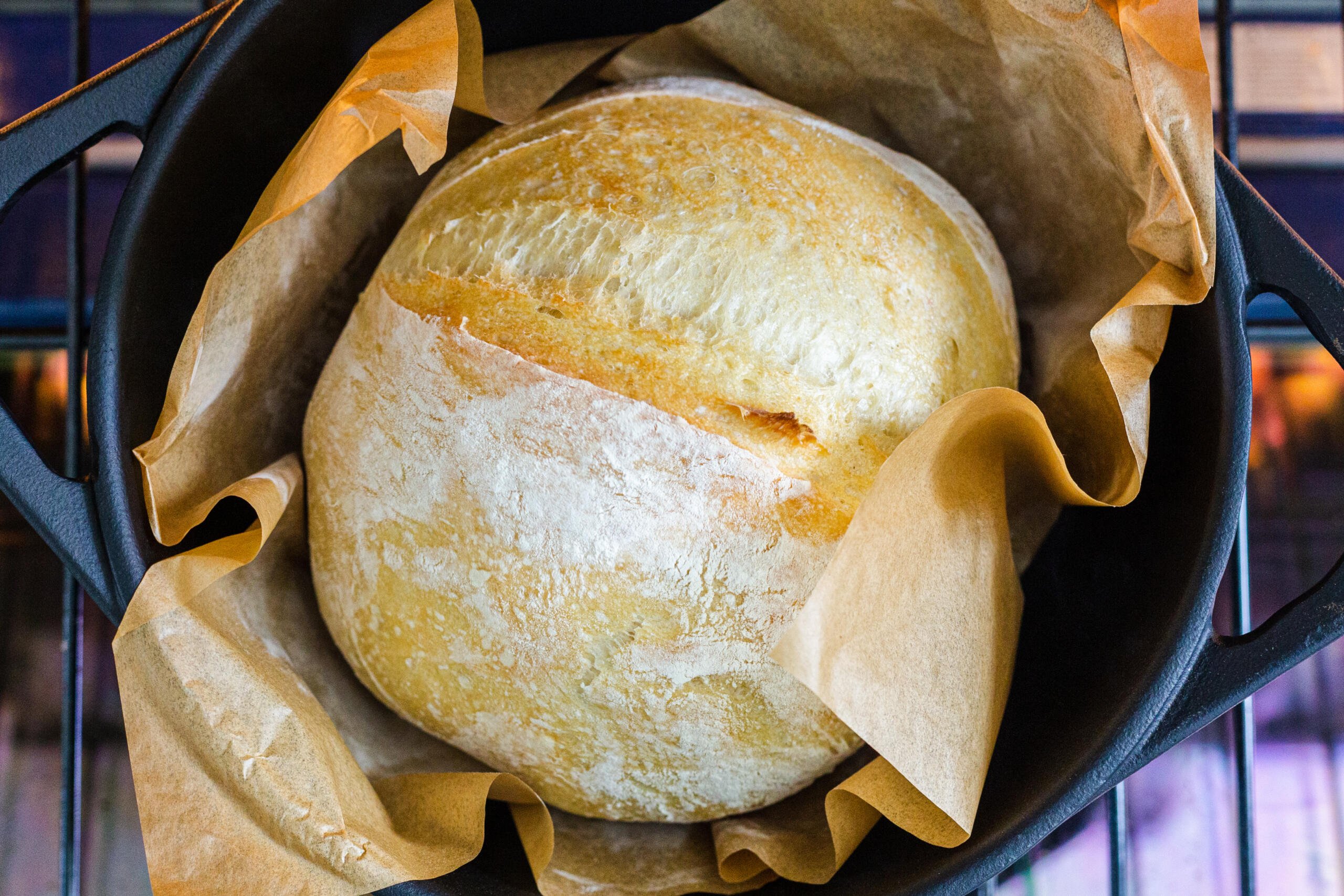 No Knead Bread - Dutch Oven - Maria's Munchies