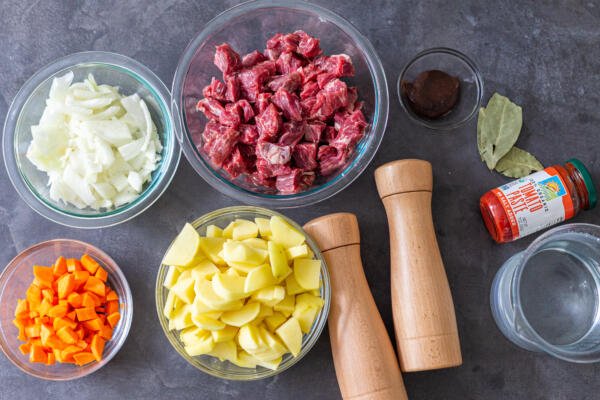 Ingredients for the braised beef and potatoes