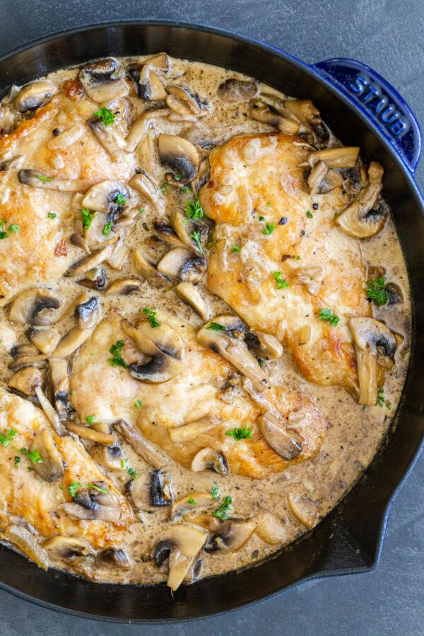 chicken marsala in a pan