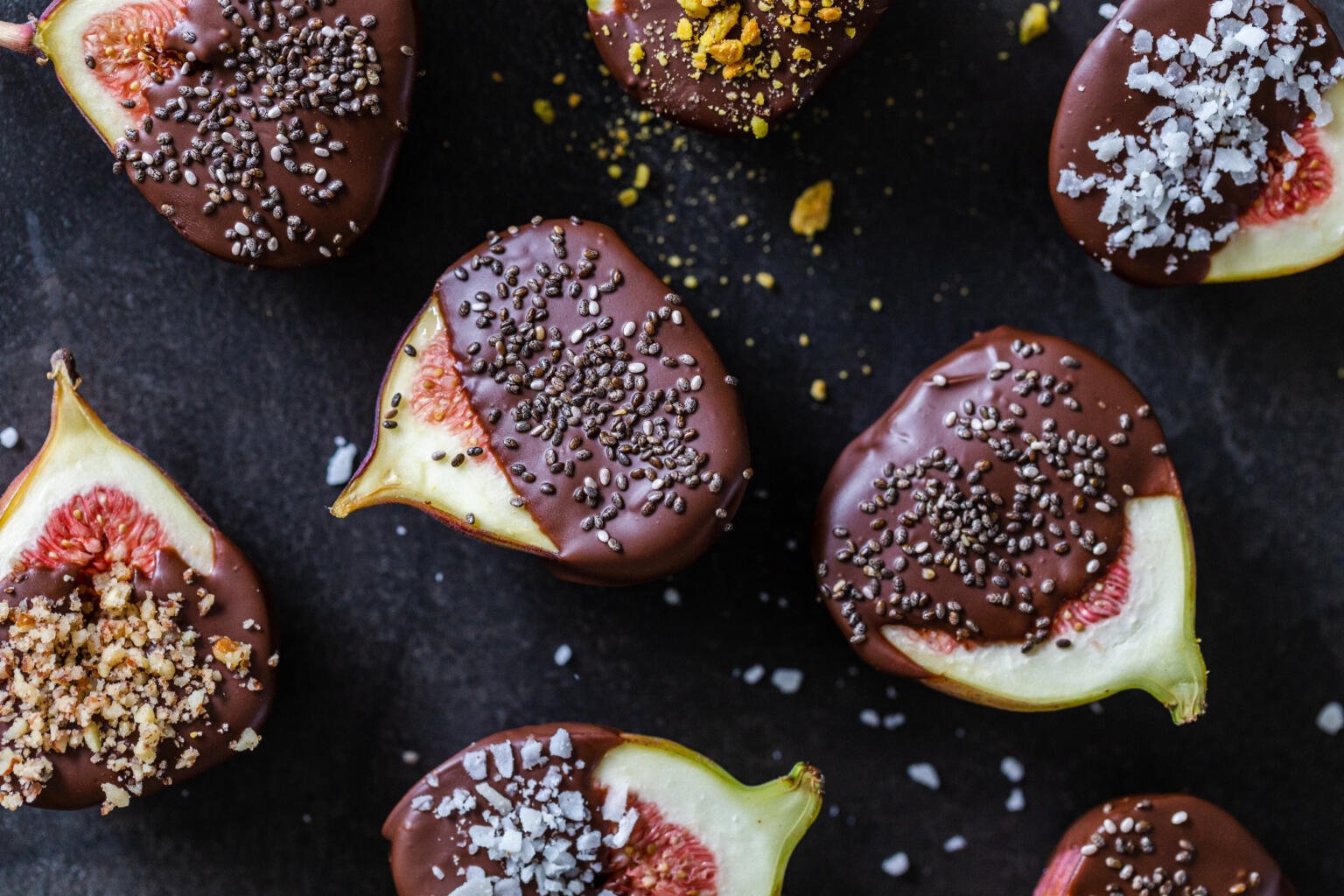 Chocolate Dipped Figs (So Easy) Momsdish