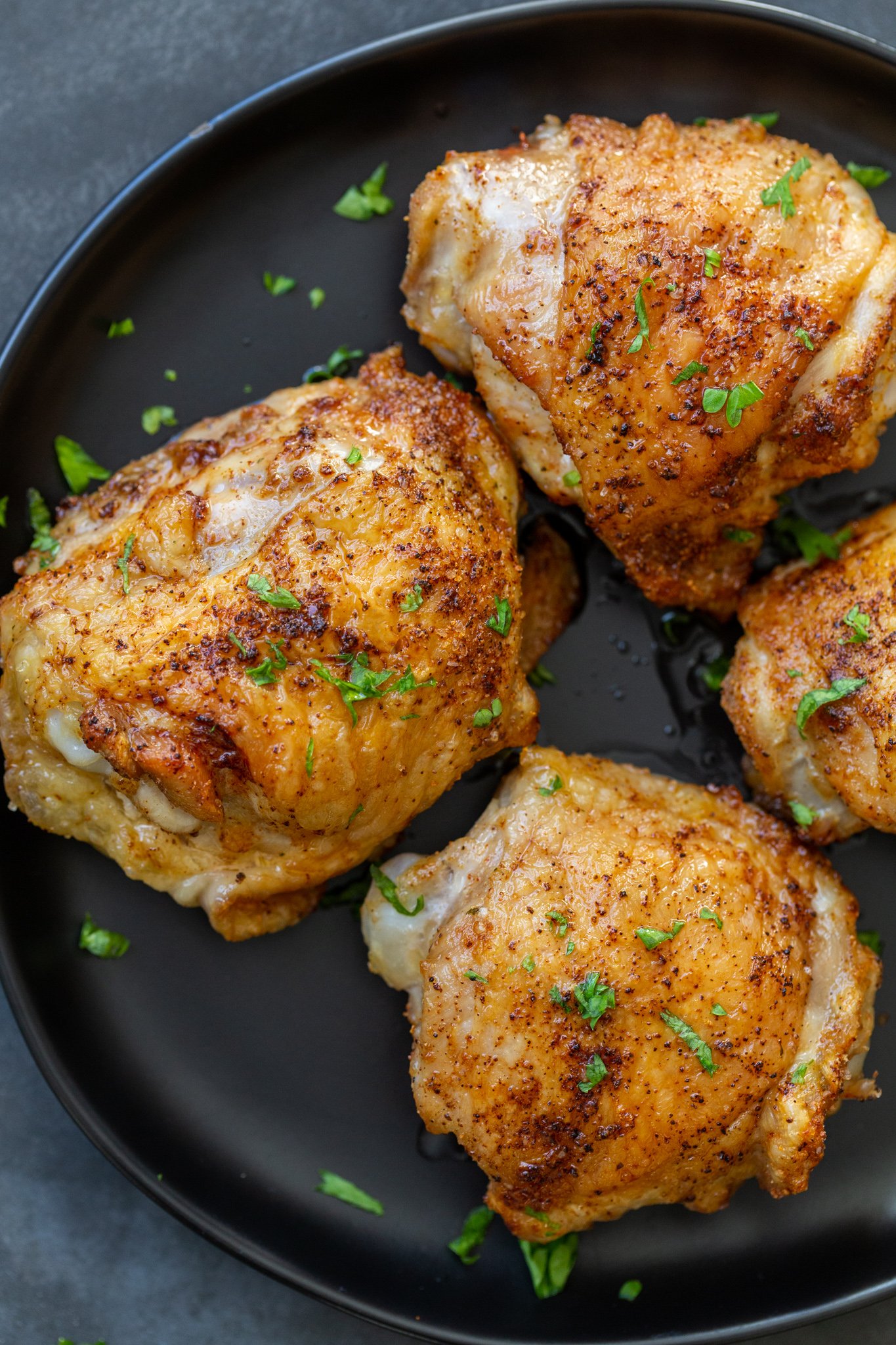Air Fryer Chicken Thighs (Only 3 Ingredients) - Momsdish
