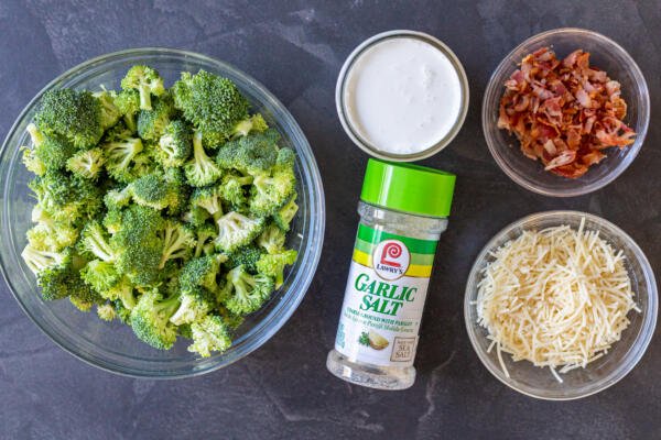 Ingredients for broccoli alfredo