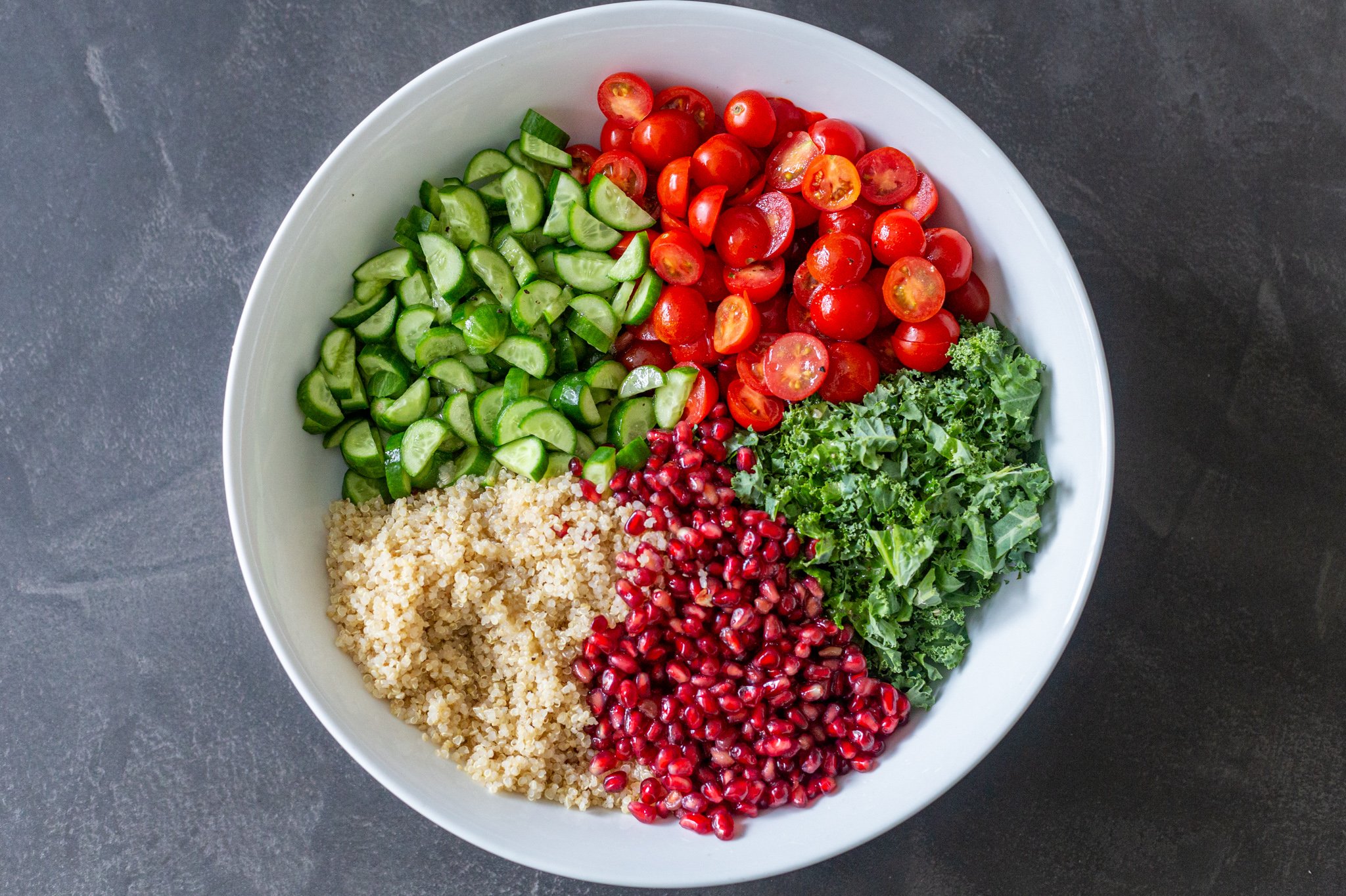 Kale Quinoa Salad (Only 15 Minutes) - Momsdish