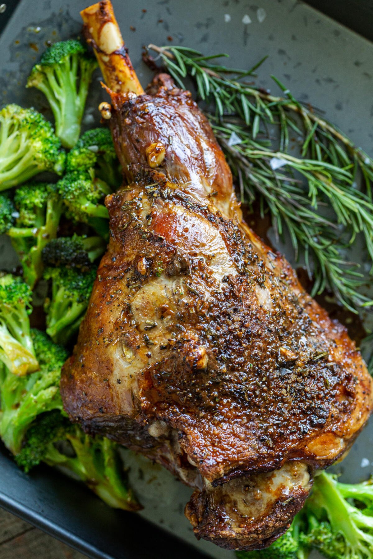 Leg of Lamb (The Easy Way) Momsdish