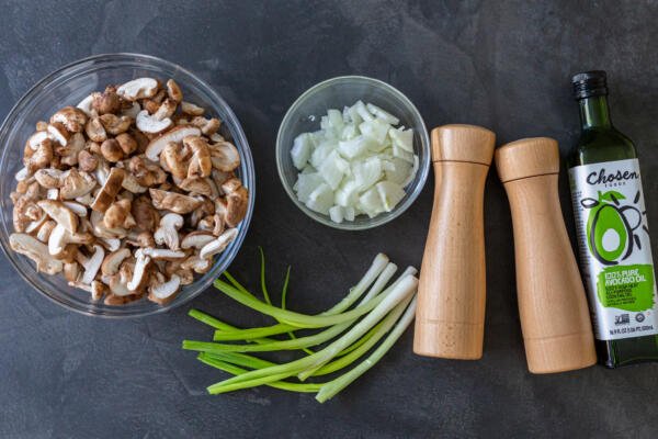 Ingredients for fried shitake mushrooms