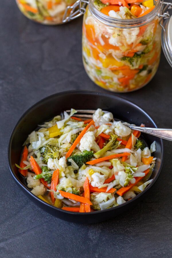 A bowl of pickled vegetables