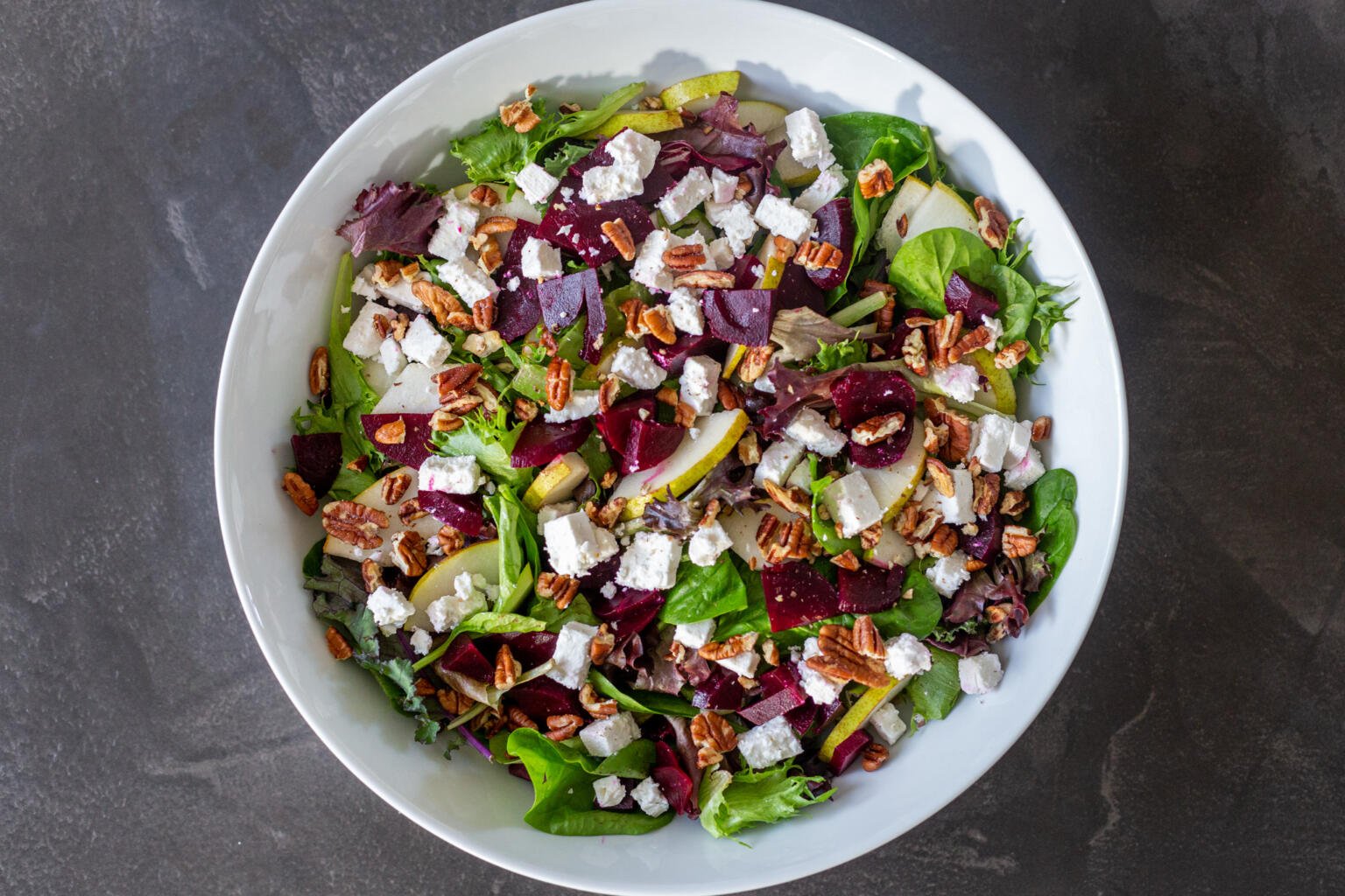 Roasted Beet Salad with Goat Cheese - Momsdish