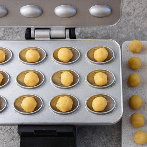 Russian walnut cookies in oreshnitsa