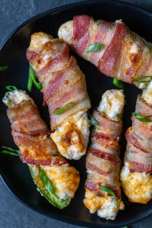 Air Fryer jalapeno Poppers on a plate