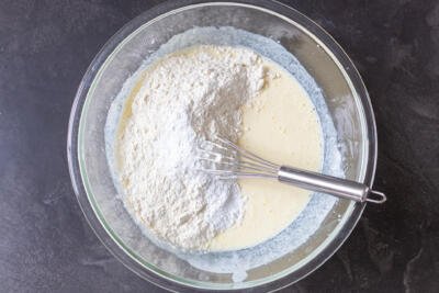 flour added to the oladi liquids