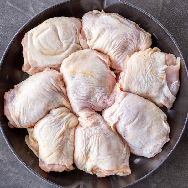 Chicken thighs in a banking pan